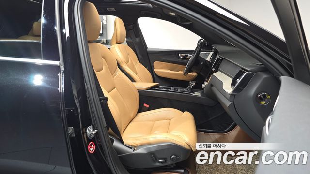 Volvo XC60 (II) D5 Inscription 2019 — фото 11