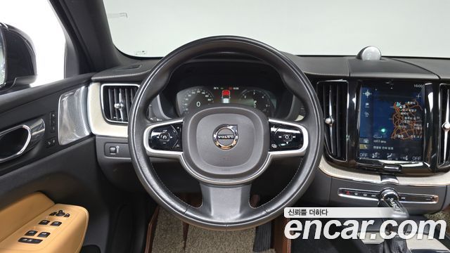 Volvo XC60 (II) D5 Inscription 2019 — фото 13