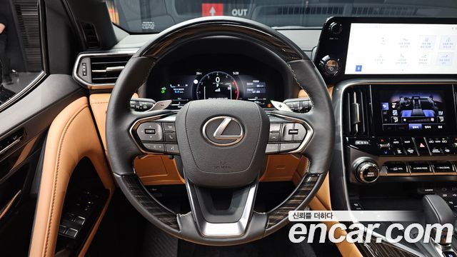 Lexus LX (IV) 700h Luxury 2025 — фото 13