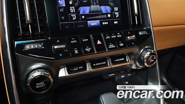 Lexus LX (IV) 700h Luxury 2025 — фото 20