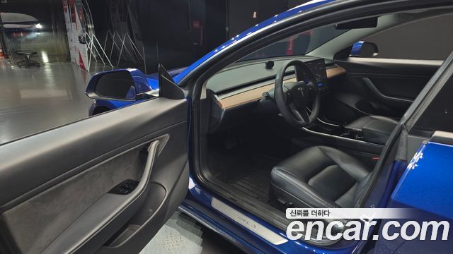 Tesla Model 3 Long Range AWD 2020 — фото 10