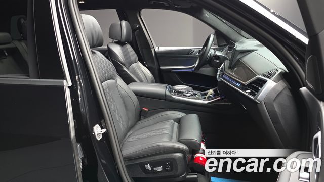 BMW X7 (G07) xDrive 40d M Sport 7 STR 2025 — фото 11