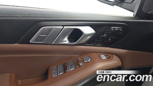 BMW X7 (G07) xDrive 40d Design Pure Excellence 7-Seater 2022 — фото 41