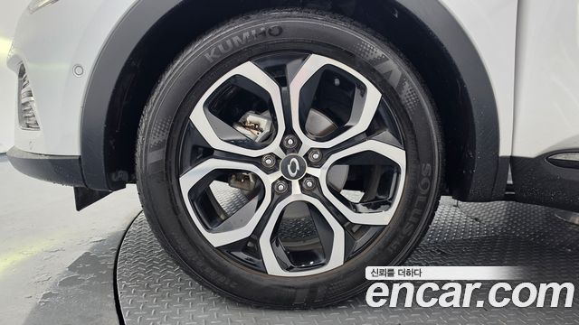Renault Korea XM3 1.3 TCe RE Inspire 2023 — фото 5