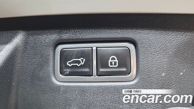 Kia Sorento (IV) Diesel 2.2 2WD Prestige 2023 — фото 19