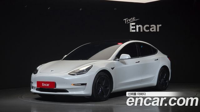Tesla Model 3 Long Range AWD