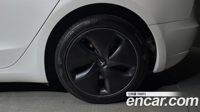 Tesla Model 3 Long Range AWD 2020 — фото 21