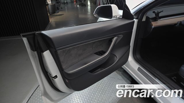Tesla Model 3 Long Range AWD 2020 — фото 24