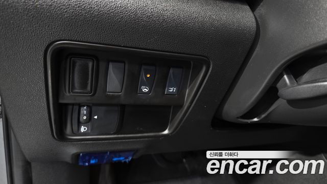 Renault Korea QM6 2.0 LPe RE Signature 2WD 2020 — фото 20