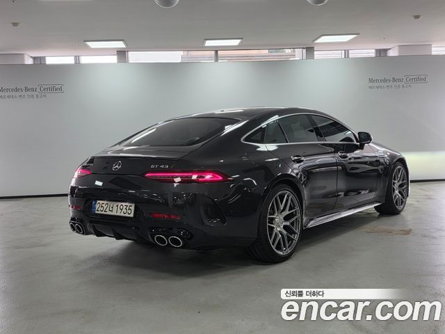 Mercedes-Benz AMG GT 4Door 43 4MATIC+ Dynamic 2023 — фото 2