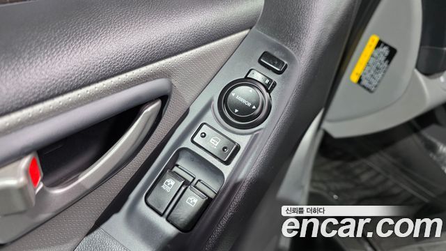 Hyundai Grand Starex Wagon 11-Seater Modern 2020 — фото 18