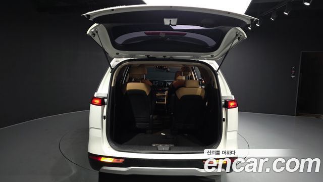Kia Carnival (IV) Diesel 9-Seater Prestige 2021 — фото 20