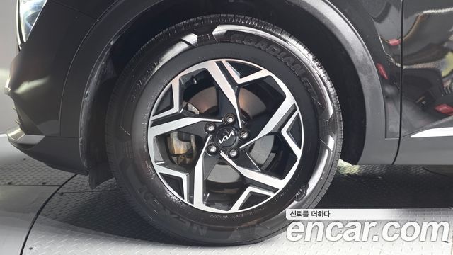 Kia Sportage (V) Diesel 2.0 2WD Prestige 2022 — фото 5