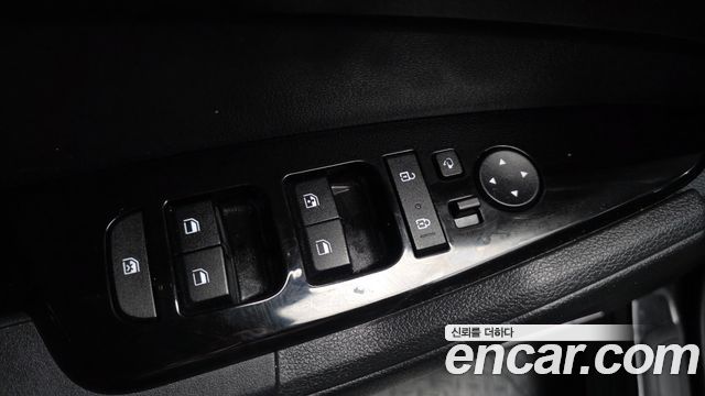 Kia Sportage (V) Diesel 2.0 2WD Prestige 2022 — фото 28
