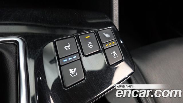 Kia Sportage (V) Diesel 2.0 2WD Prestige 2022 — фото 30