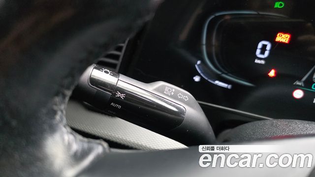 Kia Sportage (V) Diesel 2.0 2WD Prestige 2022 — фото 31