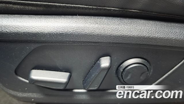 Kia Sportage (V) Diesel 2.0 2WD Prestige 2022 — фото 33