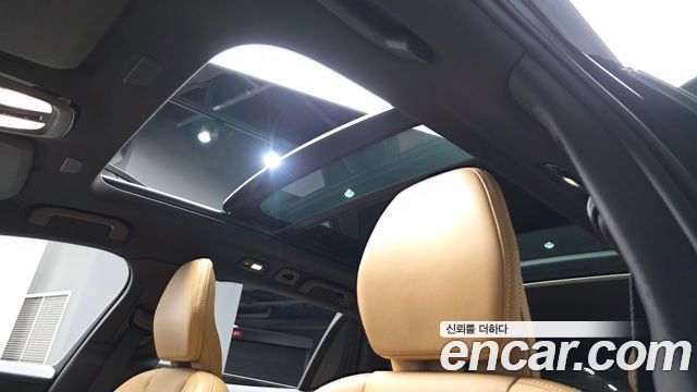 Volvo V60 Cross Country (II) B5 Ultimate AWD 2023 — фото 16