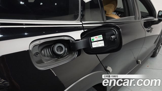 Volvo V60 Cross Country (II) B5 Ultimate AWD 2023 — фото 32