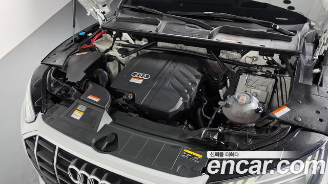 Audi Q5 (FY) 45 TFSI Quattro Sportback 2023 — фото 6