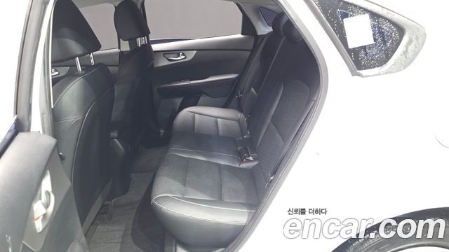 Kia K3 Standard 2021 — фото 12