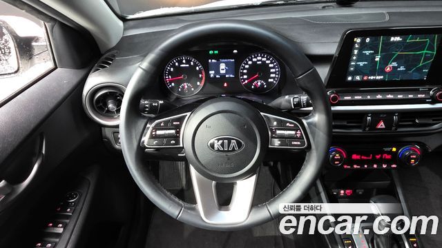 Kia K3 Standard 2021 — фото 15