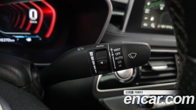 Genesis G70 3.3T Sport Prestige 2019 — фото 29