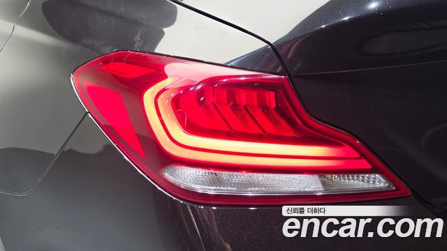 Genesis G70 3.3T Sport Prestige 2019 — фото 23