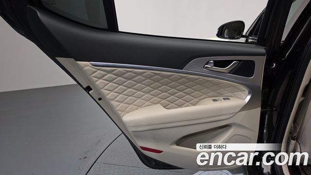 Genesis G70 3.3T Sport Prestige 2019 — фото 25