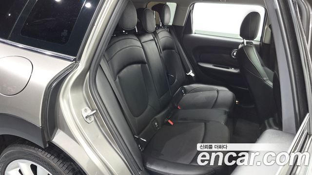 MINI Cooper D Clubman Standard 2nd 2018 — фото 11