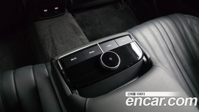 Kia K8 3.5 Gasoline 4WD Platinum 2022 — фото 18