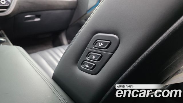 Kia K8 3.5 Gasoline 4WD Platinum 2022 — фото 30