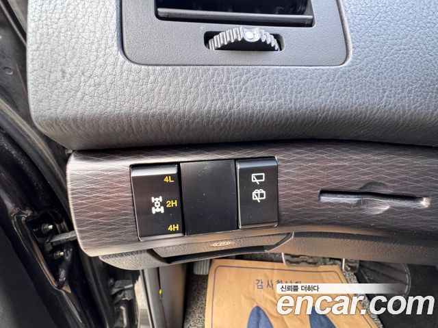 KG Mobility (SsangYong) Korando Turismo 4WD TX 9-seater 2017 — фото 23