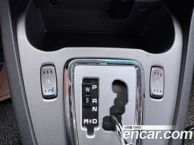 KG Mobility (SsangYong) Korando Turismo 4WD TX 9-seater 2017 — фото 24