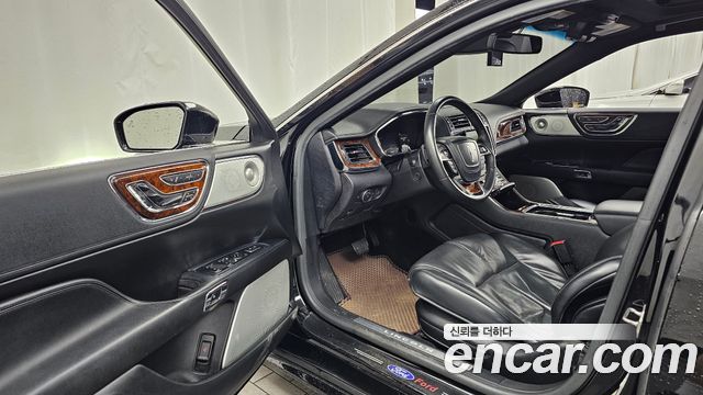 Lincoln Continental (X) 3.0 AWD 2017 — фото 10