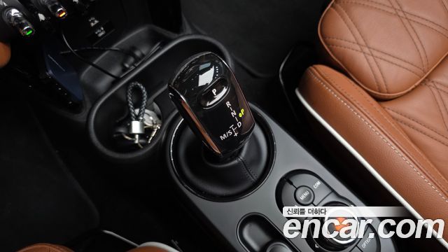 MINI Cooper S Convertible Classic Launch Pack Third Generation 2022 — фото 9