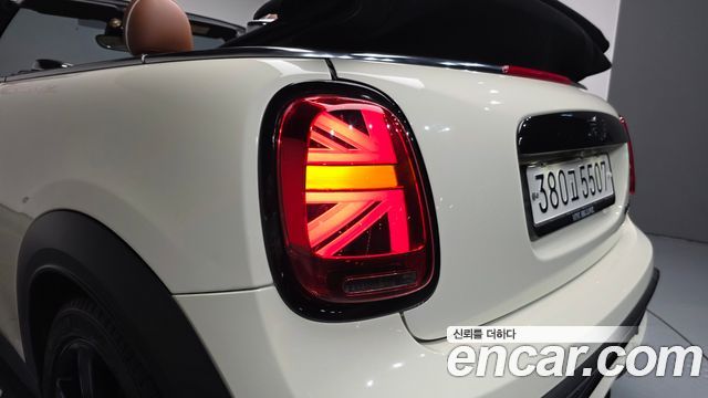 MINI Cooper S Convertible Classic Launch Pack Third Generation 2022 — фото 23