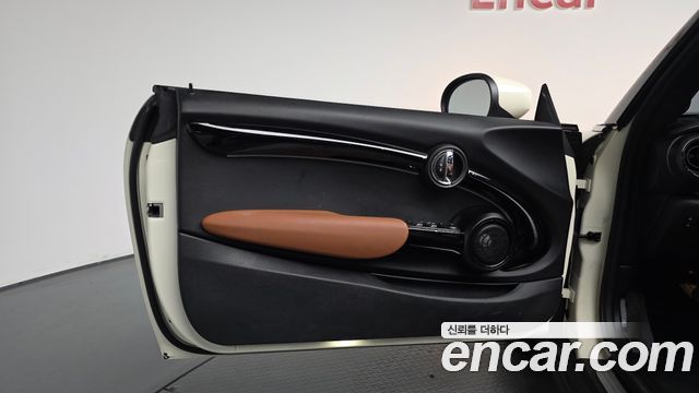 MINI Cooper S Convertible Classic Launch Pack Third Generation 2022 — фото 24