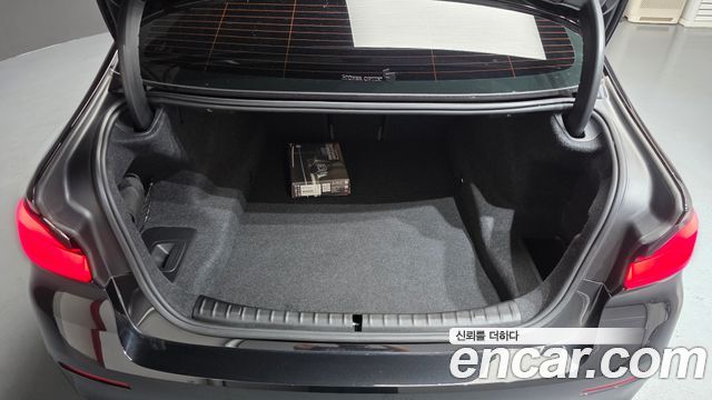 BMW 5 Series (G30) 530i Luxury 2023 — фото 27