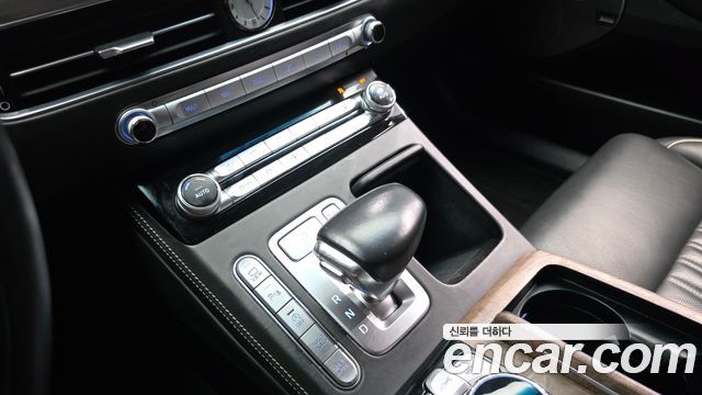 Genesis G90 3.8 AWD Prestige 2019 — фото 9