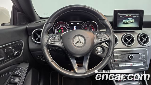 Mercedes-Benz CLA-Class (C117) CLA250 4MATIC 2018 — фото 13