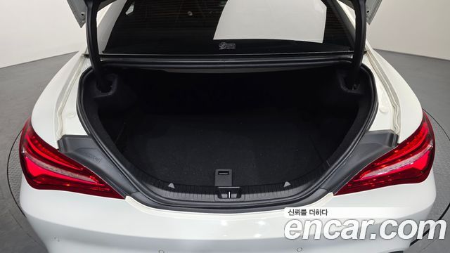 Mercedes-Benz CLA-Class (C117) CLA250 4MATIC 2018 — фото 17