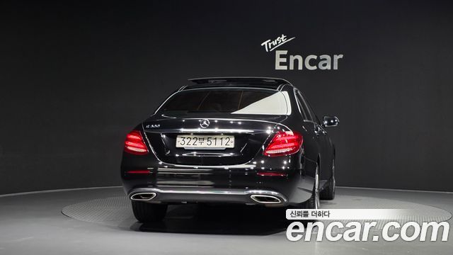 Mercedes-Benz E-Class (W213) E300 Avantgarde 2019 — фото 4