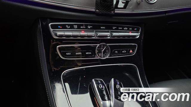 Mercedes-Benz E-Class (W213) E300 Avantgarde 2019 — фото 17