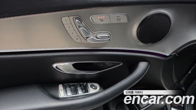 Mercedes-Benz E-Class (W213) E300 Avantgarde 2019 — фото 28
