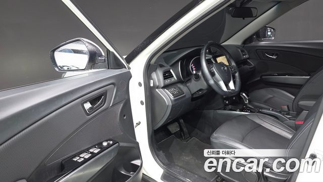 KG Mobility (SsangYong) Tivoli Armor VX 2WD 2019 — фото 10
