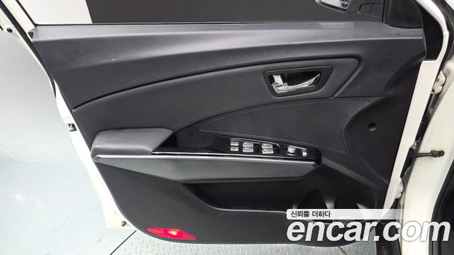 KG Mobility (SsangYong) Tivoli Armor VX 2WD 2019 — фото 24