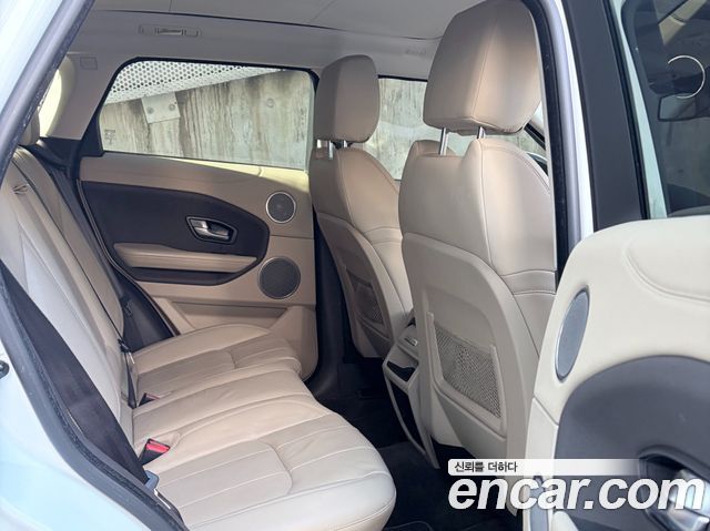 Land Rover Range Rover Evoque 2.0 TD4 SE 2016 — фото 16