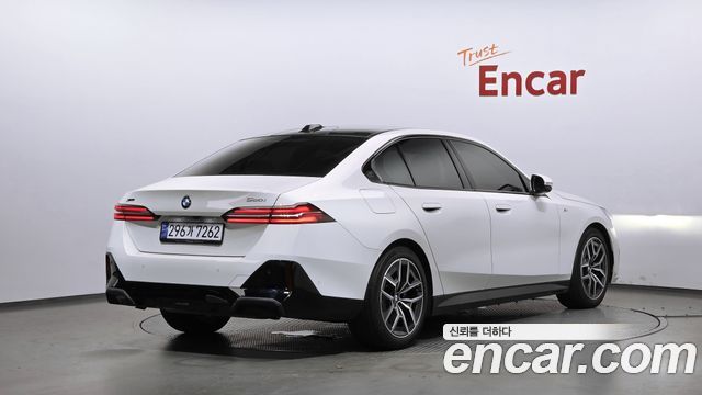 BMW 5 Series (G60) 520i M Sport 2024 — фото 2