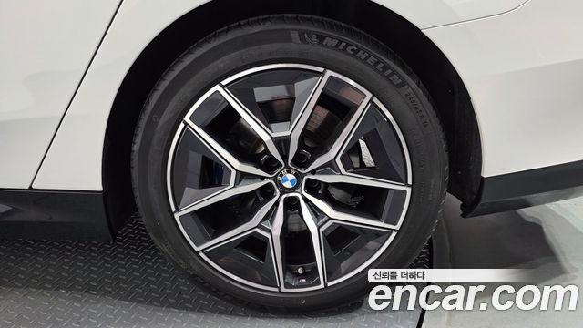BMW 5 Series (G60) 520i M Sport 2024 — фото 21